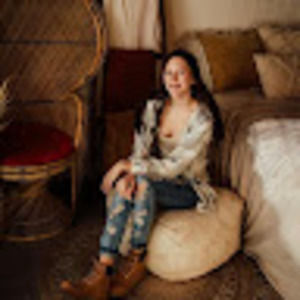 Meet your Posher, Hailey